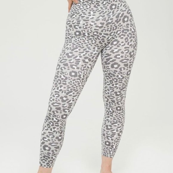 aerie Pants - Aerie Offline Animal Print Goals Hi Rise Legging M